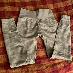 Gymshark small green camo legging